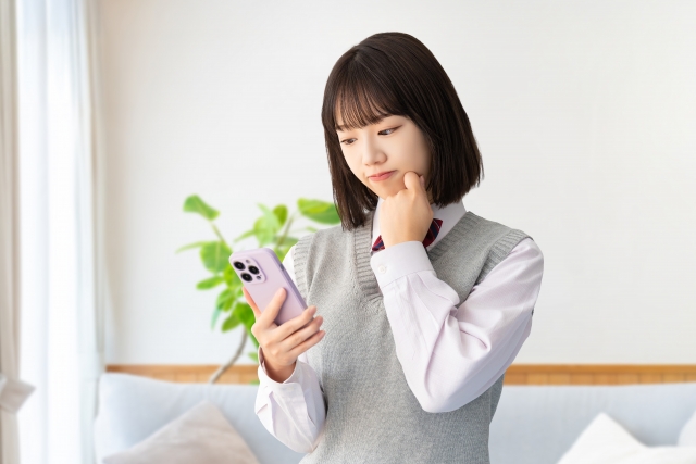 起立性調節障害がある子どもの高校進学について考えるイメージ